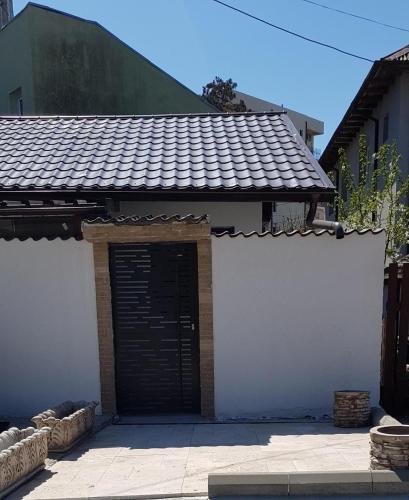 Apartamento Studio Ena Eni