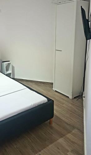 Apartamento Studio Ena Eni