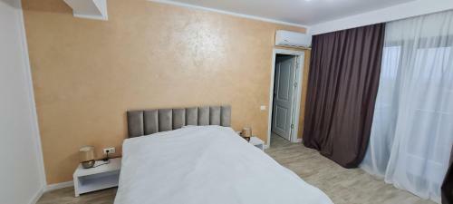 Apartamento Mesterul Casei