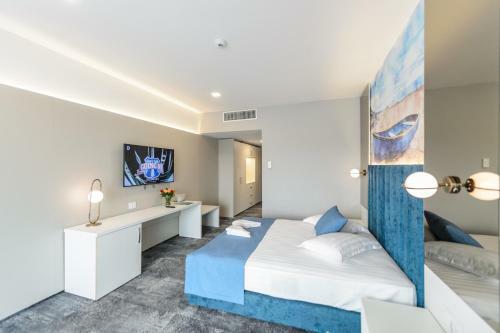 Mirage Beach Spa Hotel