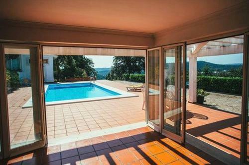 Villa F�tima-our�m - Quinta Da Luz - Breakfast Included