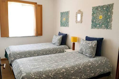 Charming �bidos Townhouse