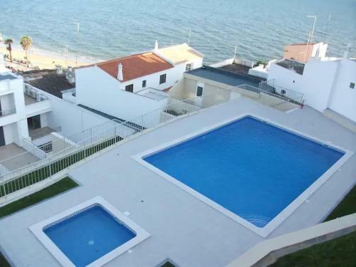 Apartamento Sobre A Praia