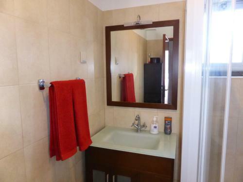 Apartamento Praia Das Avencas Apt Junto Ao Mar Com Estacionamento E AC