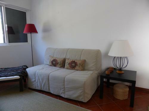 Apartamento Praia Das Avencas Apt Junto Ao Mar Com Estacionamento E AC