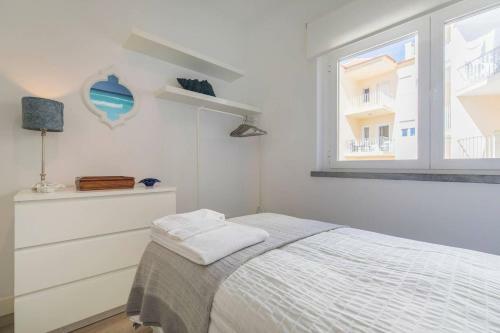 Cozy Seaview Apartment