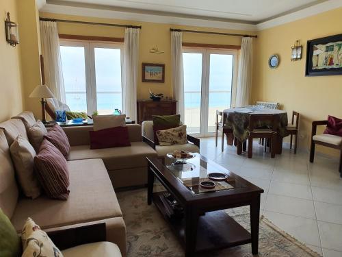Nazare Apartamento Em Frente Ao Mar