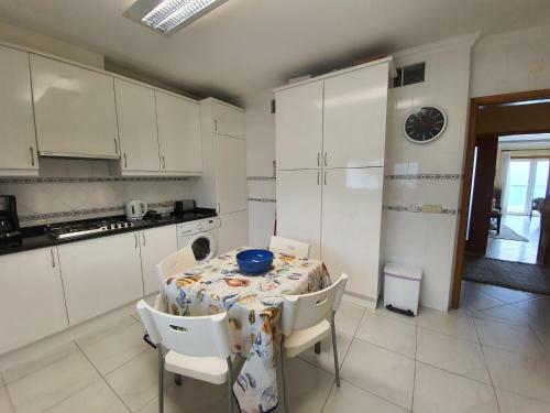 Nazare Apartamento Em Frente Ao Mar