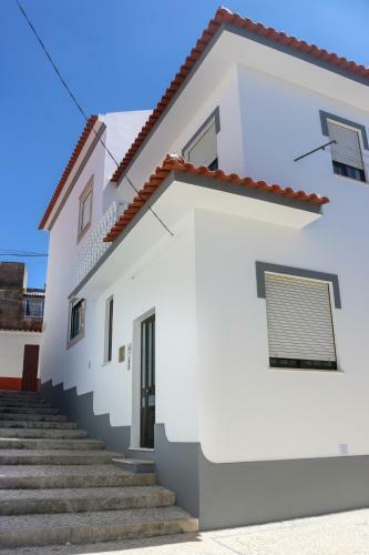 Ascensor House