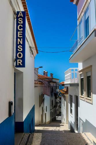 Ascensor House