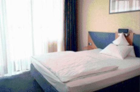 Isa International Sport Arena & Hotel
