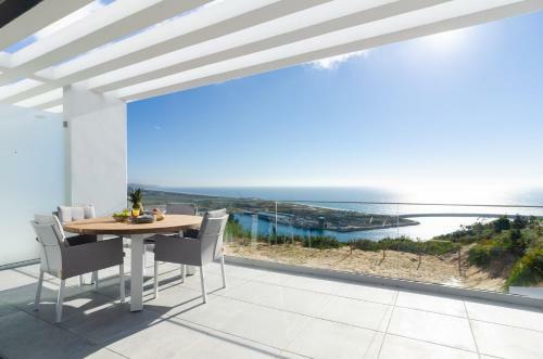 Apartamento Ocean Views - New Private Condominium With Pool & Sea Views