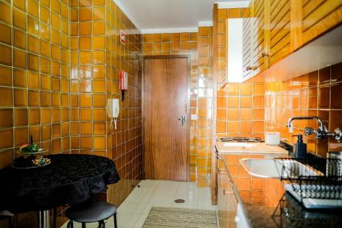Cozy 3 Room Apartment In Penafiel Centre
