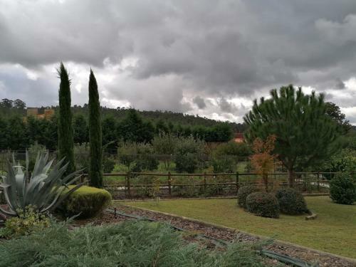 Villa Campo de Sobarbo - Guest House Rural