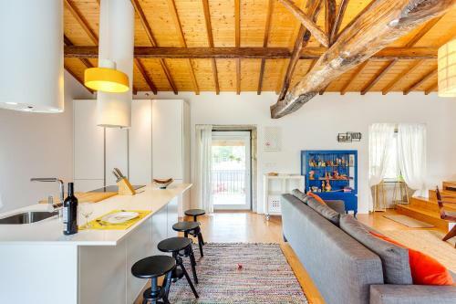 Hostal Home, By Julieta