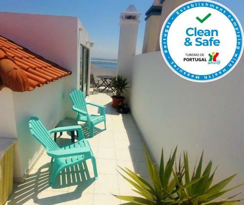 Hostal Peniche Surf Lodge 2