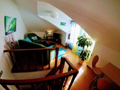 Hostal Peniche Surf Lodge 2