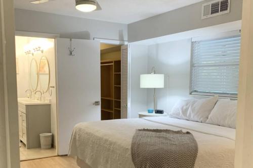 Chapel Hill Poolside Retreat