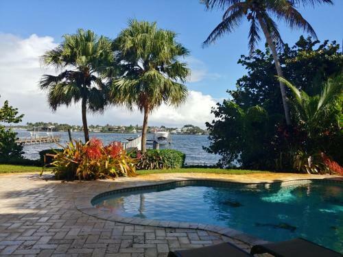 Villa W/ Private White Sand Beach