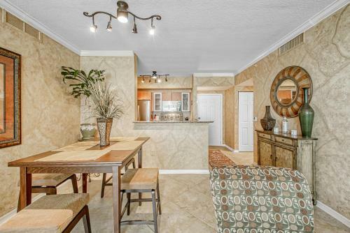 A Slice Of Heaven At Mariner Village
