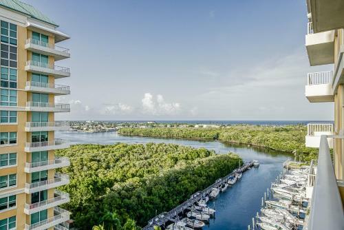 A Slice Of Heaven At Mariner Village