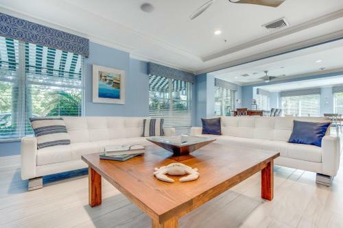 A Slice Of Heaven At Mariner Village