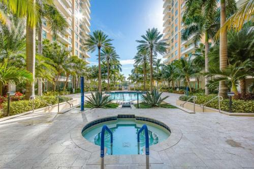 A Slice Of Heaven At Mariner Village