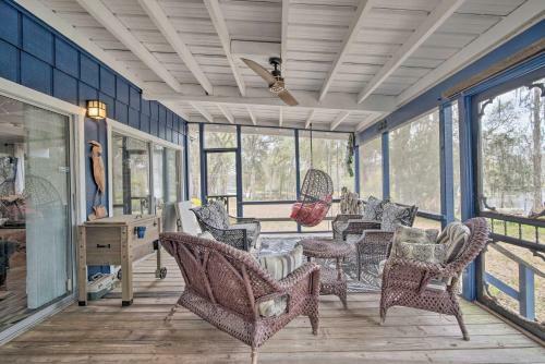Unplugged Withlacoochee Riverfront Retreat!