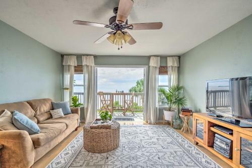 Apartamento Charming Cedar Key Condo Direct Beach Access