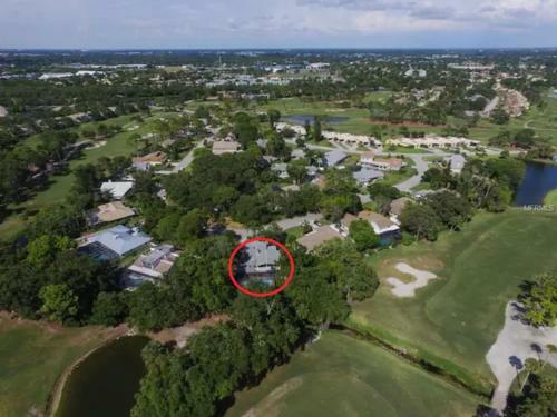 Remodeled 4br Pool Home/img Golf View/near Beaches