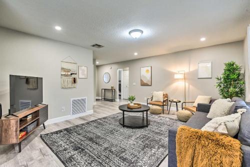 Bradenton Home With Screened-in Porch And Pool!