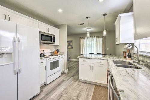 Bradenton Home With Screened-in Porch And Pool!