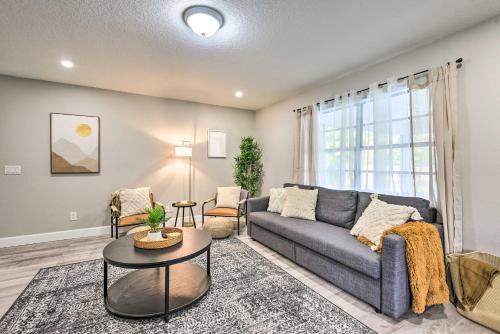 Bradenton Home With Screened-in Porch And Pool!