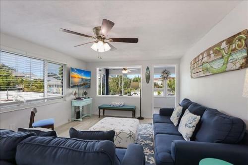 Mermaid Tale Home