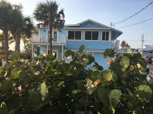 Beach Dreams Resort