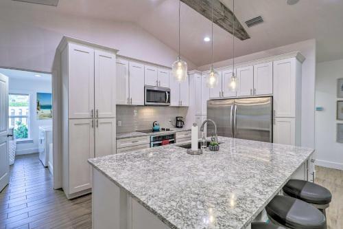 Chic Cocoa Beach Oasis - Steps To Atlantic!
