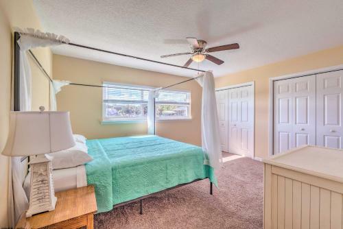 Vivid Crystal River Home With Screened-in Porch
