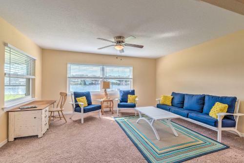 Vivid Crystal River Home With Screened-in Porch