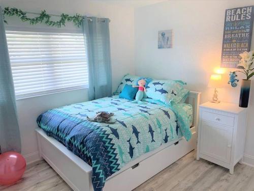 Bright And Beachy 2bed 1bath Home - Unit 210