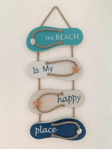 Bright And Beachy 2bed 1bath Home - Unit 210
