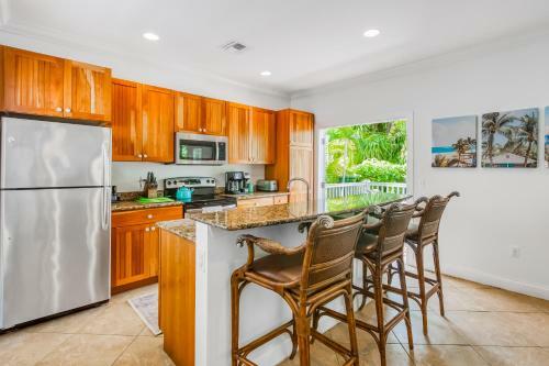 Social Tides Villa #7209