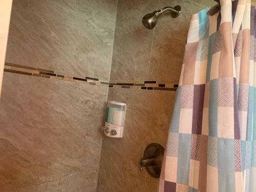 Central Location - Delray Downtown And Only 1 Mile To Beach