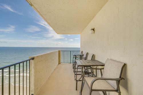 Oceanfront Paradise - Daytona Beach