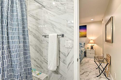 Apartamento Modern Studio With Fire Pit - 1 Block To Beach!