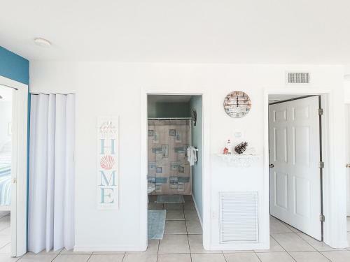 Apartamento Sunset Views + Steps From The Beach Duplex