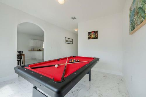 Villa Pool Table Hot Tub King Bed Home W/ Boat Parking