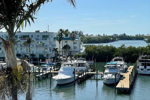 Sea-renity Luxury Villa 8284