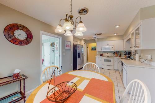 Lemon Bay Retreat