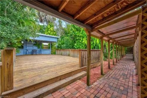 Fabulous House Near Downtown Fort Myers