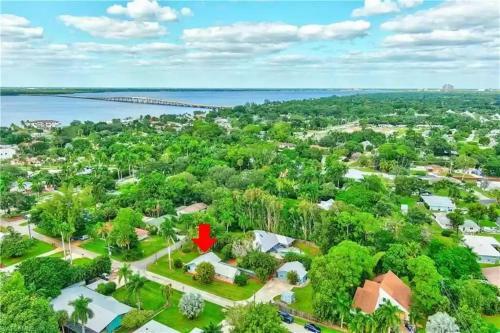 Fabulous House Near Downtown Fort Myers